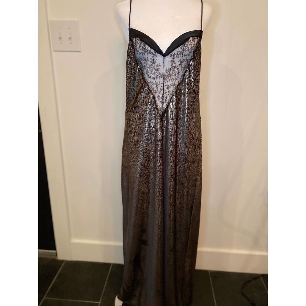 Vintage Georgette Trabolsi Night gown